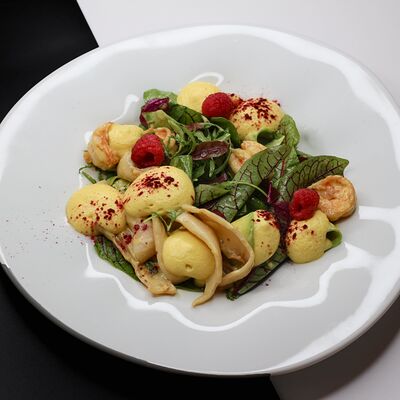 Салат с морепродуктами и манговым муссом в Libido по цене 990 ₽