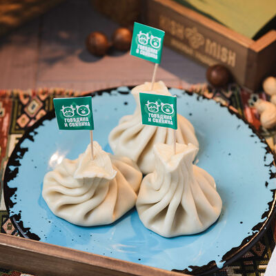 Хинкали с говядиной и свининой в Kish-Mish по цене 180 ₽