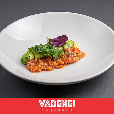 Тартар из лосося в Траттория Vabene! по цене 950 ₽