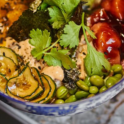 Поке с лососем в Полтора тигра по цене 630