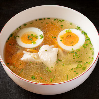 Куриный бульон и птитим в Dacha restaurant по цене 620 ₽