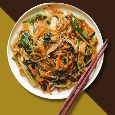 Wok фунчоза с курицей в Шаурмист по цене 510 ₽
