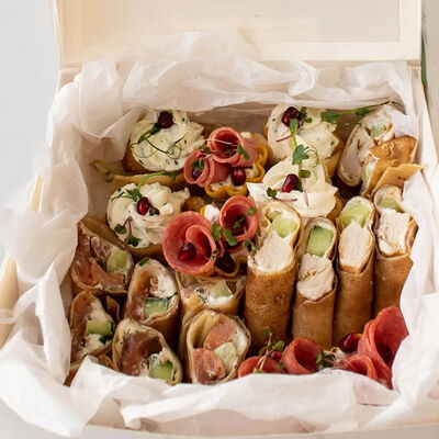 Сет Закусочный в Гудди по цене 1200 ₽