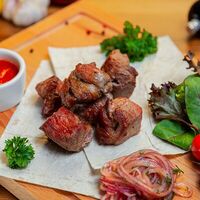 Шашлык из cвинoй шеи в Шашлычка