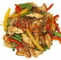 Прозрачная лапша с говядиной Мьен сао в Wok & Box