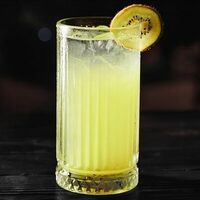 Киви Базилик 300мл в Рестобар Литера