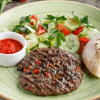 Плескавица из мраморной говядины в Вкусновица