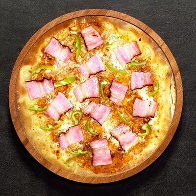 Пицца Карбонара 30см в ПиццаПлюс по цене 980 ₽