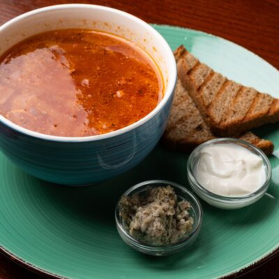 Борщ со сметаной и салом в Ноев Ковчег по цене 420 ₽