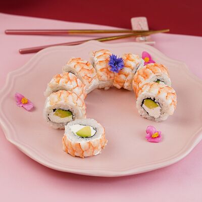 Филадельфия с креветкой и ореховым соусом в Moshi Sushi по цене 810 ₽