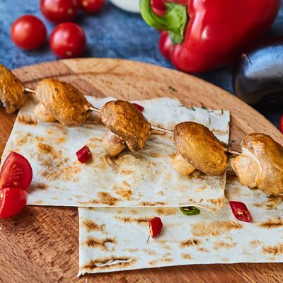 Шашлык из шампиньонов в Maki Family по цене 209