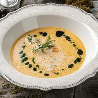 Сливочная царская уха с муксуном, форелью и нельмой в Butin