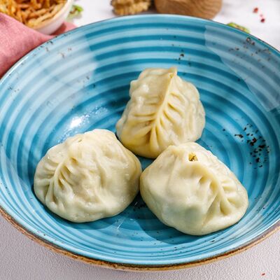 Манты с рубленым ягненком и индейкой в Чайхана Пахвала по цене 540 ₽