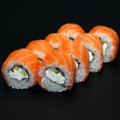 Холодный ролл Филадельфия в Total Sushi по цене 660 ₽