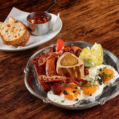 Канонический английский завтрак в Blackchops по цене 1300 ₽