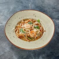 Аришта с морепродуктами в Менуа