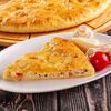 Пирог с курицей, сыром, грибами и помидорами в Осетинские Пироги по цене 1400