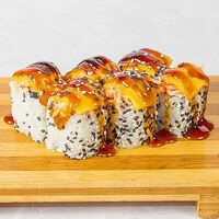 Ролл Калифорния Хот в Луиджи & Тосё