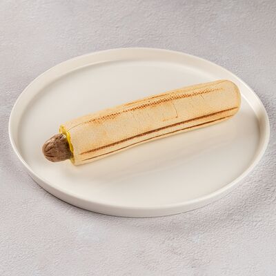 Французский хот-дог с cвинoй колбаской в Сабирос по цене 410 ₽