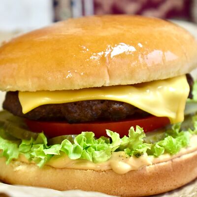 Гриль-бургер в Арм Гриль по цене 700 ₽