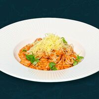 Красный ризотто с кальмарами и креветками в Ресторан Хемингуэй
