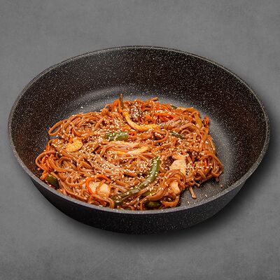 Соба с курицей (свининой) в Суша по цене 425 ₽