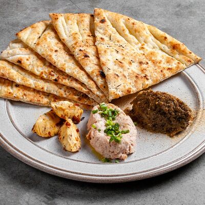 Фокачча и сет намазок в Penny по цене 630 ₽