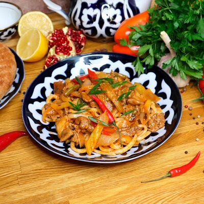 Каурма лагман в Плов & лагман по цене 460