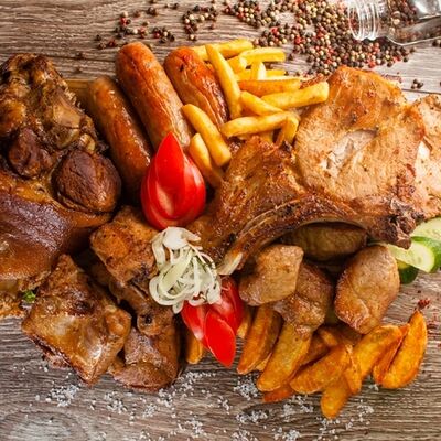 Большое мясное ассорти в GRILLMAN по цене 4500 ₽