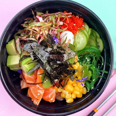 Поке с лососем в Точка Вкуса по цене 529 ₽