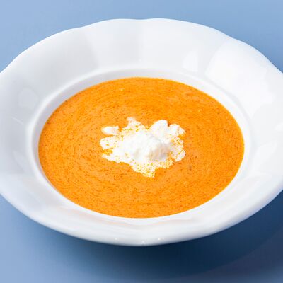 Томатный суп со страчателлой в Лу по цене 720 ₽