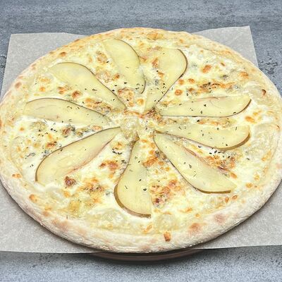 Пицца Груша-горгонзола в THE BOX по цене 1220