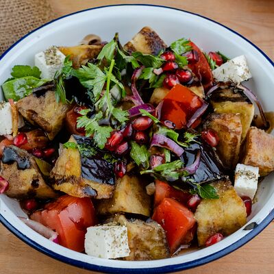 Салат с баклажанами в Дача по цене 417 ₽