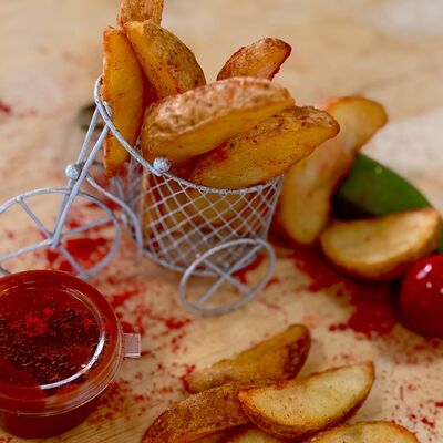 Картофель по-деревенски в Шардени по цене 350 ₽