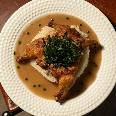 Цыпленокв Harvey & Monica по цене 1200 ₽