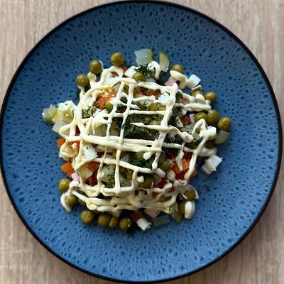 Салат Оливье в Елидаели по цене 230 ₽