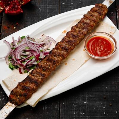 Люля-кебаб говяжий в Мясье House по цене 1100 ₽