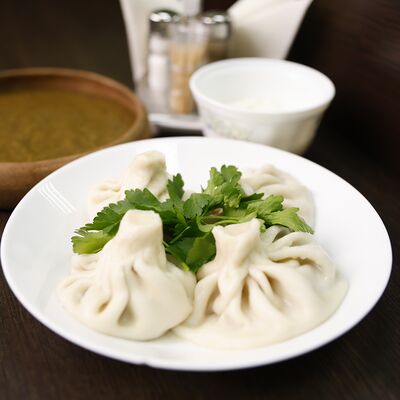 Хинкали с мясом в Саперави по цене 90 ₽