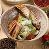Салат Цезарь с курицей в Инжир по цене 783