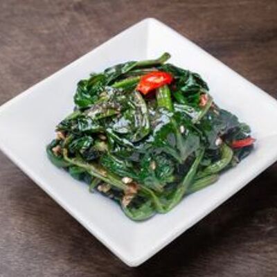 Салат из шпината в Корея по цене 370 ₽