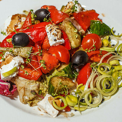 Греческий в Кафе Наше Место по цене 490 ₽