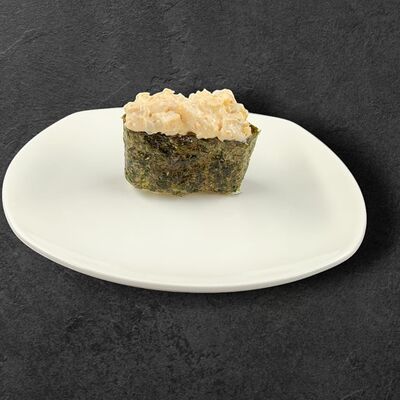 Спайси-суши с курицей в Окинава Гурмэ по цене 160 ₽