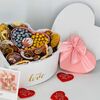 Сердце с орешками в шоколаде и медомв Дарите красиво по цене 5240