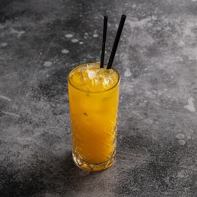 Лимонад манго-маракуйяв Фарш бургер халяль по цене 850 ₽