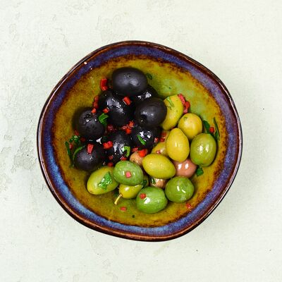 Оливки и маслины гигант в Пармезан и пури по цене 210 ₽