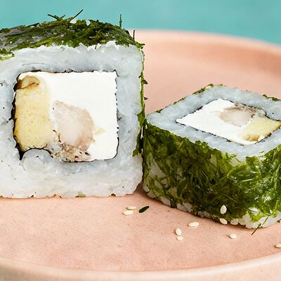 Ролл Чикен в Sushi Street по цене 299 ₽