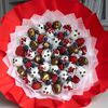 Букет Королевский красный из клубники в шоколаде в Mosberry по цене 5847