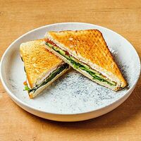 Сэндвич с лососем в Nel tempo