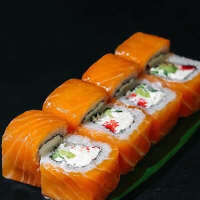 Красный дракон в Umami sushi по цене 900 ₽