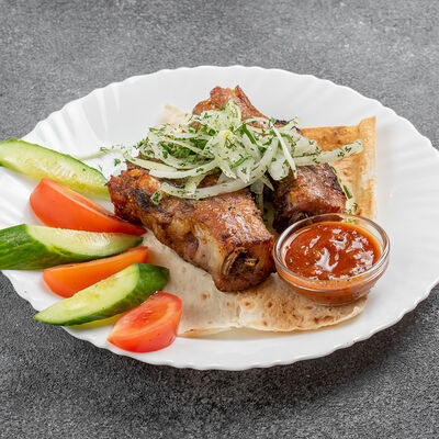 Шашлык из свиных рёбер в Jarang по цене 349 ₽